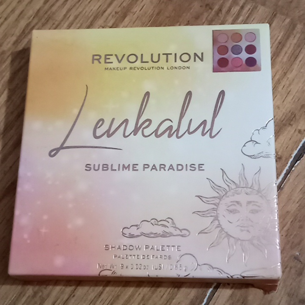 Makeup Revolution Sublime Eyeshadow Pallet